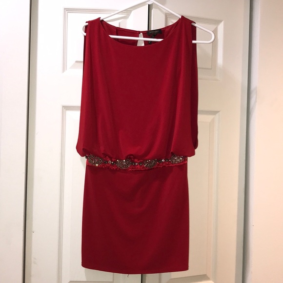 Sleeveless dress with sequin detail - Picture 1 of 5
